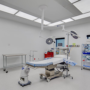 Noble Cosmetic Surgery Operating Room Image-1